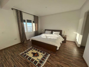 Prestigious Sea View Apt